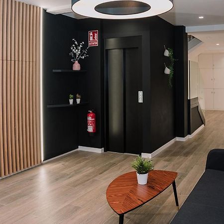 Apartamentos Burgosuites Εξωτερικό φωτογραφία