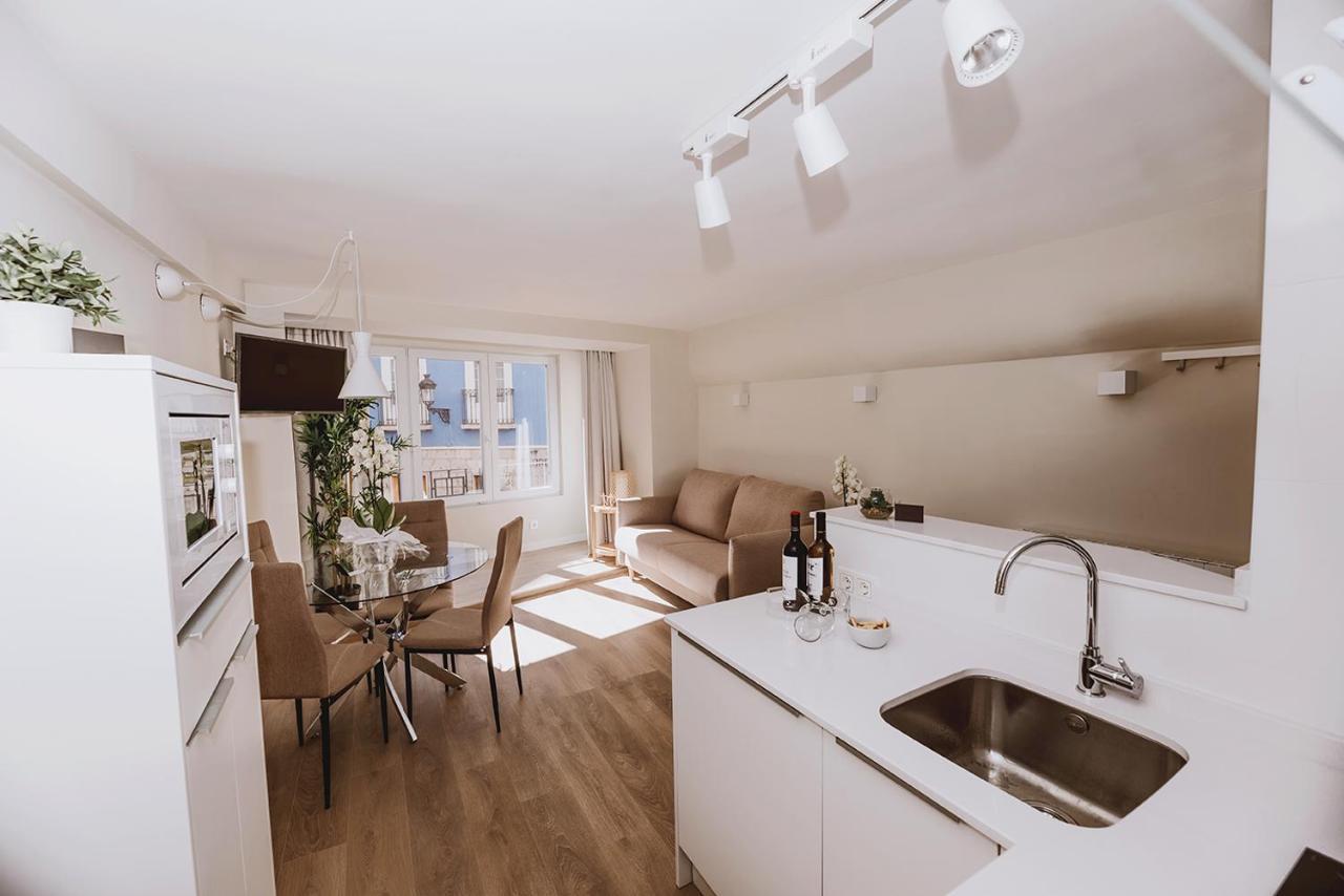 Apartamentos Burgosuites Εξωτερικό φωτογραφία