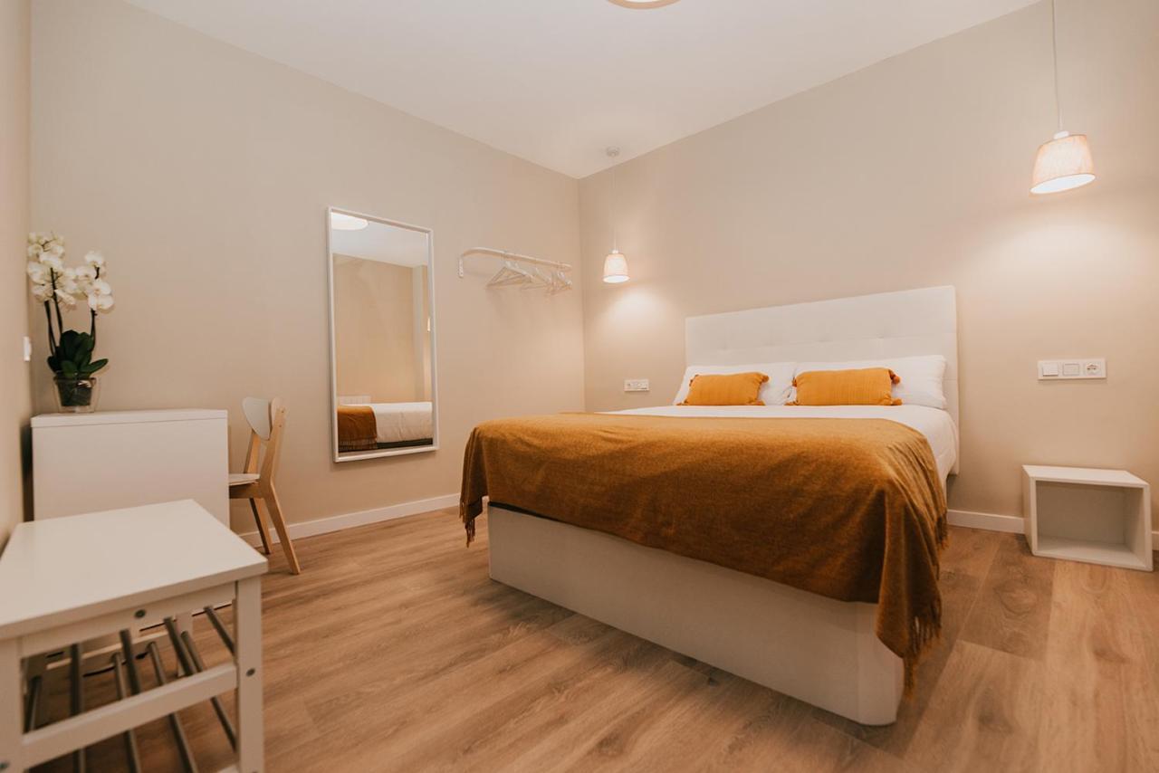 Apartamentos Burgosuites Εξωτερικό φωτογραφία