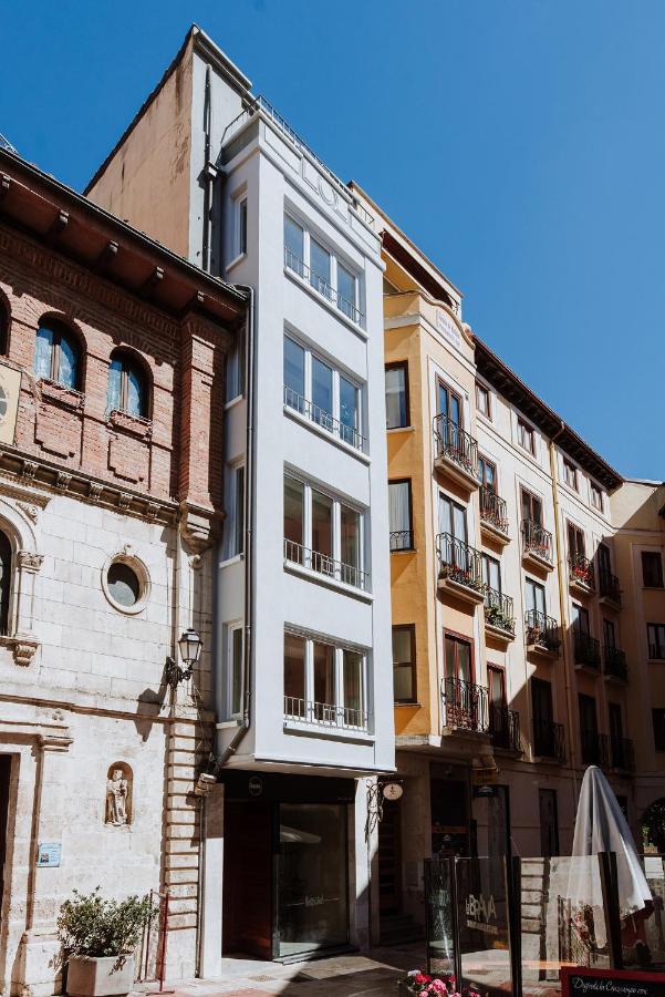 Apartamentos Burgosuites Εξωτερικό φωτογραφία