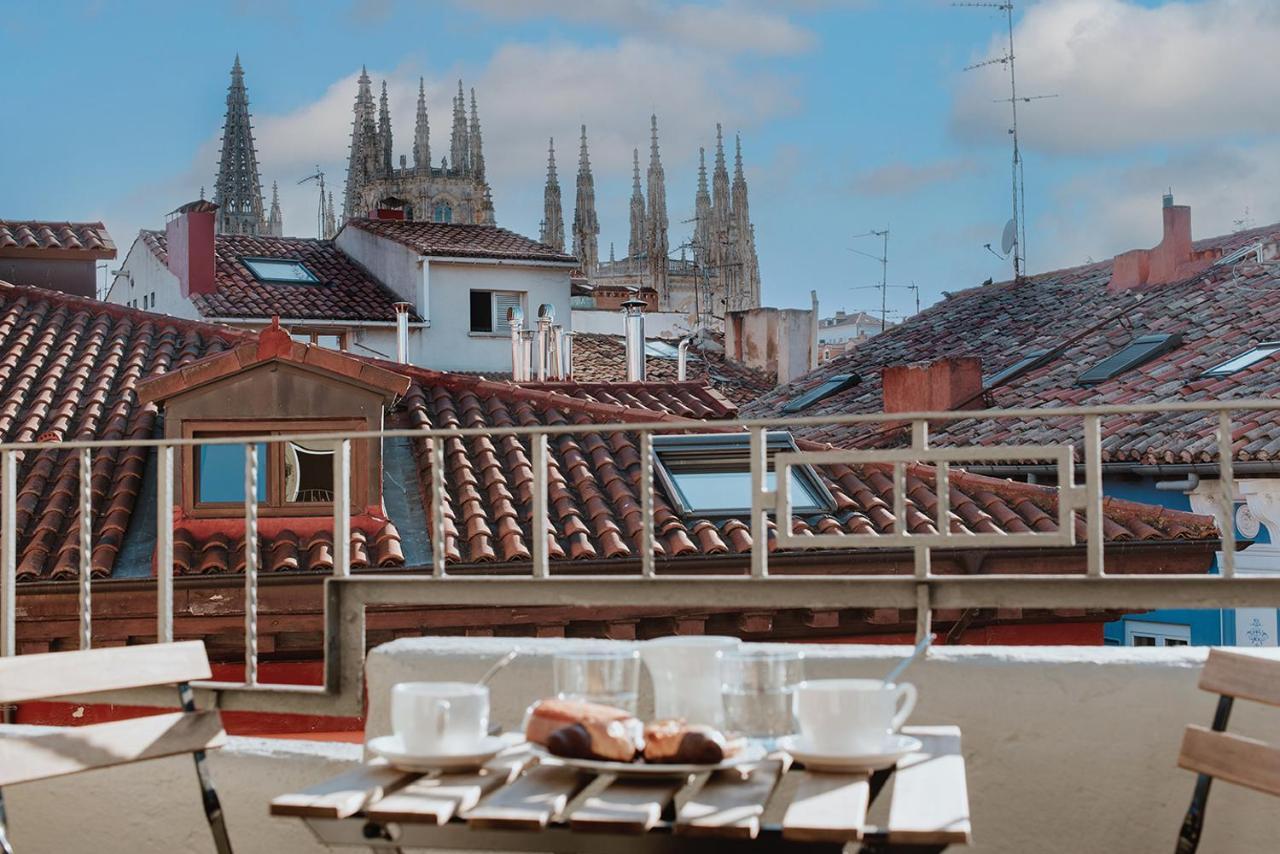 Apartamentos Burgosuites Εξωτερικό φωτογραφία