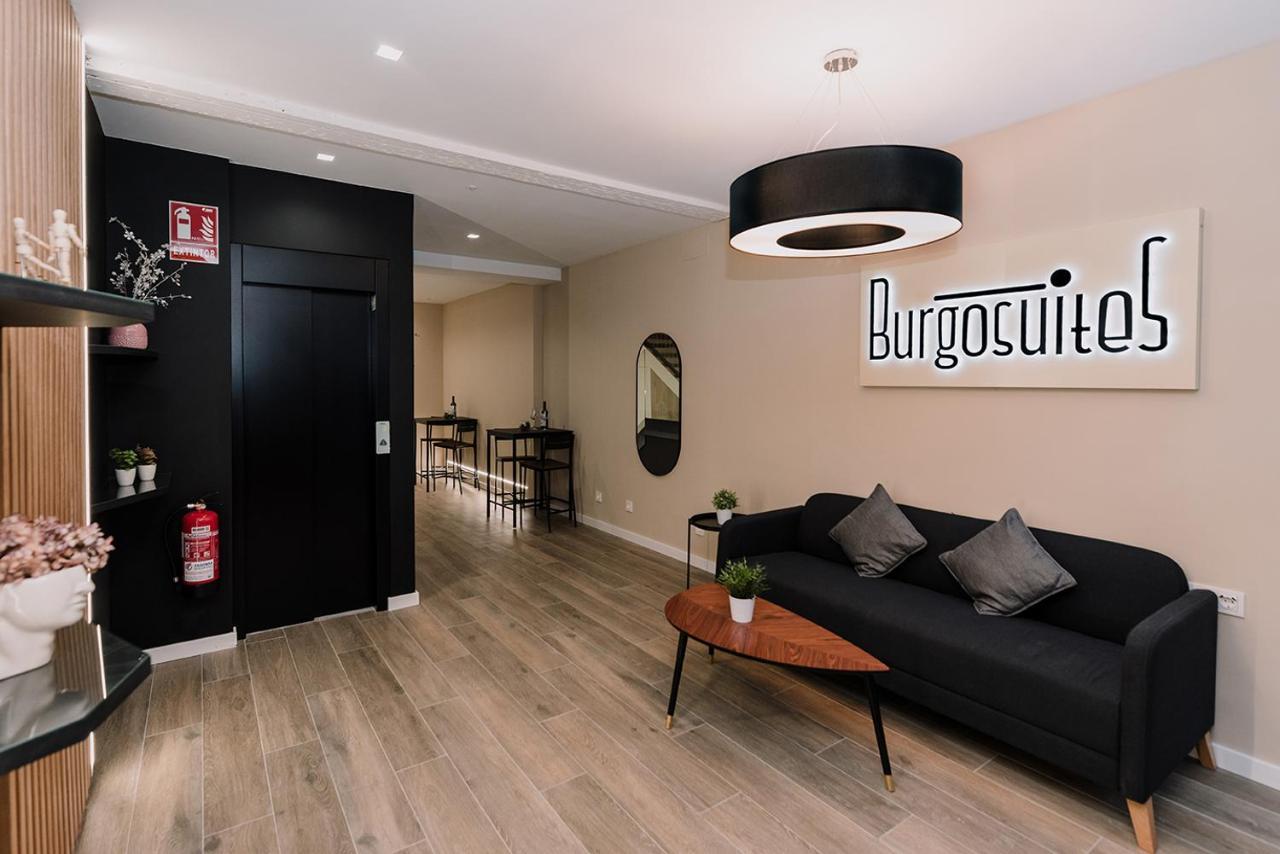 Apartamentos Burgosuites Εξωτερικό φωτογραφία