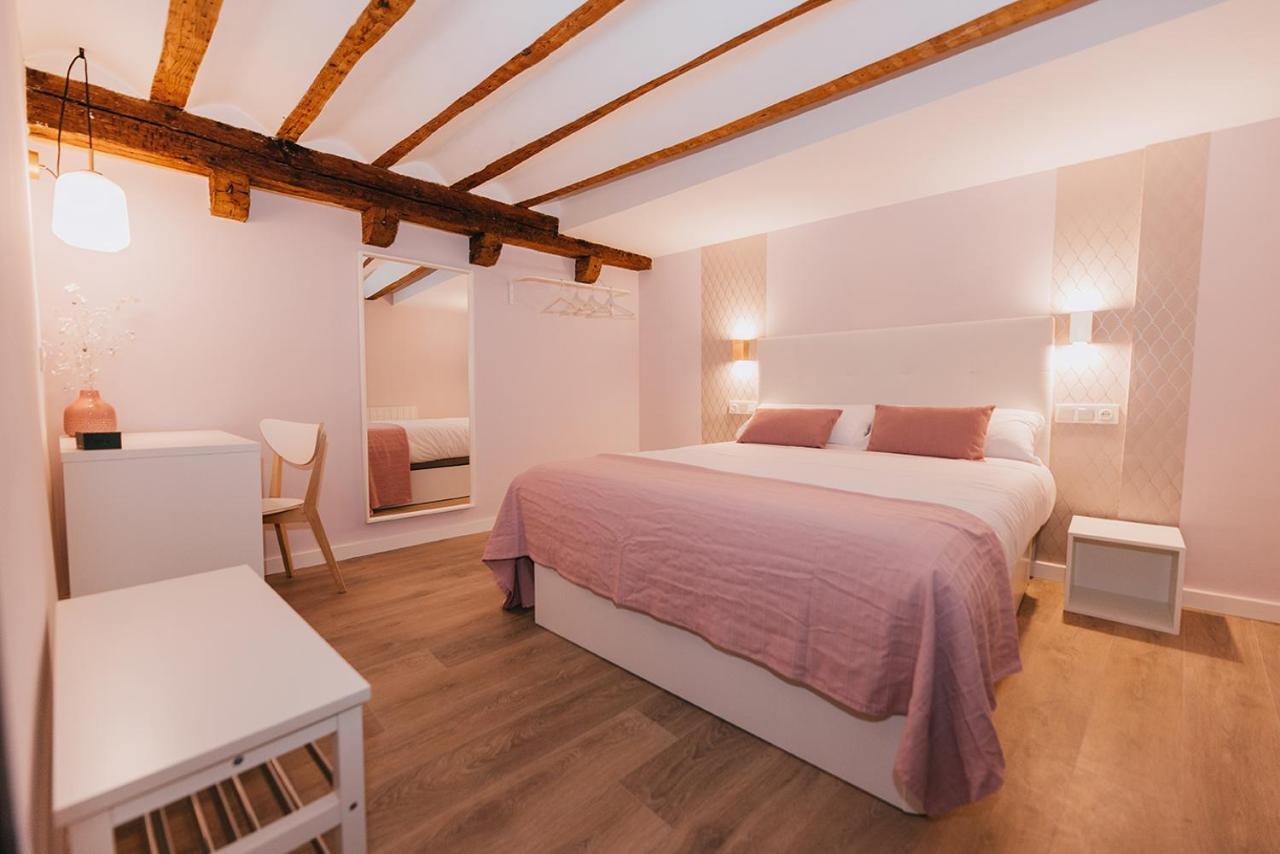 Apartamentos Burgosuites Εξωτερικό φωτογραφία
